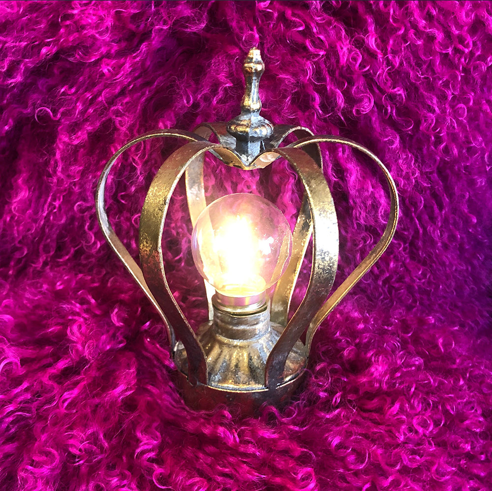 Crown Lamp